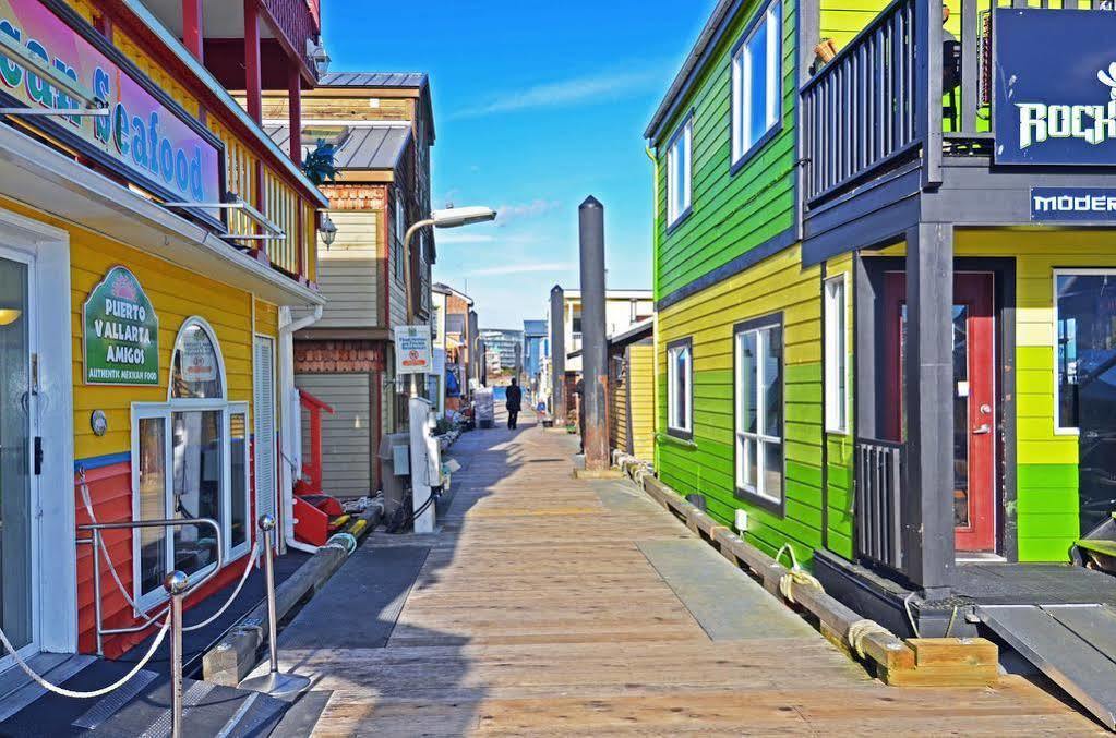 Fisherman'S Wharf Bed & Breakfast Victoria Extérieur photo